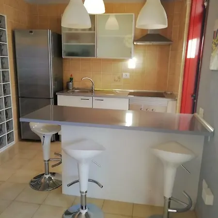 Duplex Las Americas *
